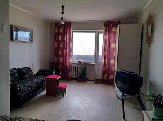 Оренда Квартира 1-кімнатна, 9/9 поверх на Симиренка, 12 а Київ