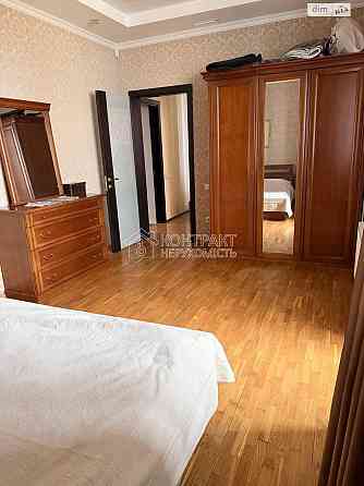 Продаж Квартира 2-кімнатна, 9/15 поверх на вул. Перемоги Харьков