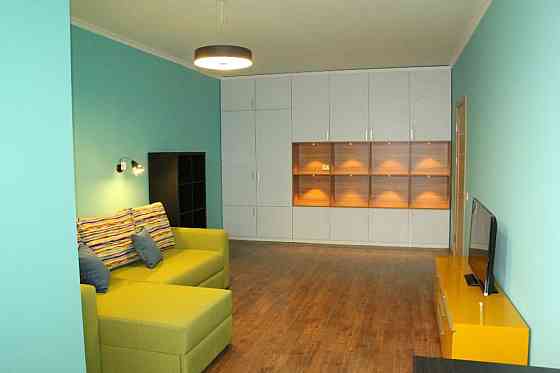 Оренда Квартира 1-кімнатна, 19/25 поверх на ул. Анны Ахматовой, 30 Київ