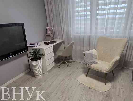 Продаж Квартира 3-кімнатна, 9/9 поверх на Проспект Свободи, 50 Ужгород