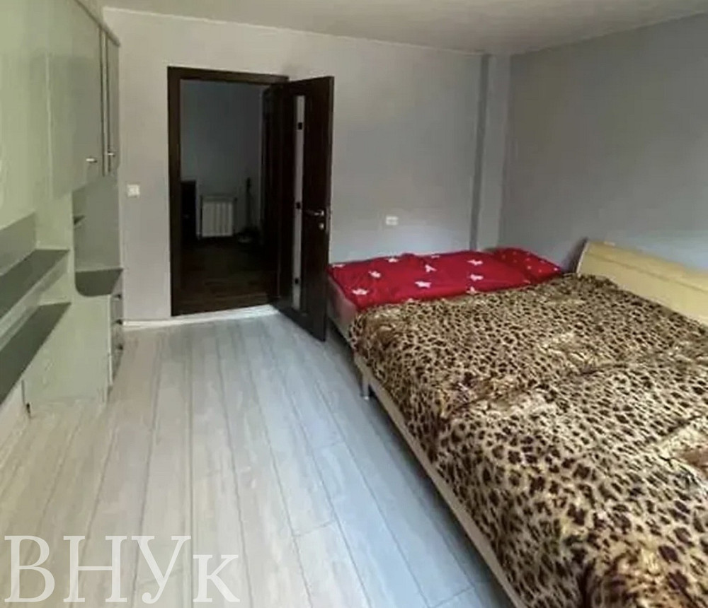 Продаж Квартира 2-кімнатна, 1/1 поверх на Українська Ужгород - фото 2