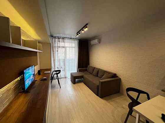 Оренда Квартира 1-кімнатна, 3/25 поверх на Васильківська, 100А Киев
