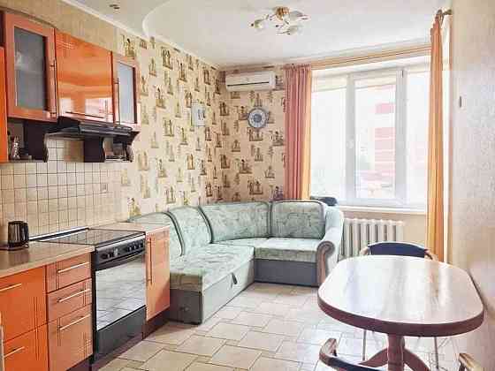 Оренда Квартира 1-кімнатна, 4/17 поверх на ул. Урловская Київ