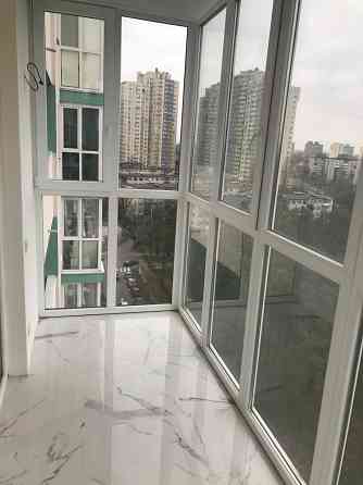 Продаж Квартира 3-кімнатна, 11/26 поверх на Воскресенська вул., д. 18 Київ