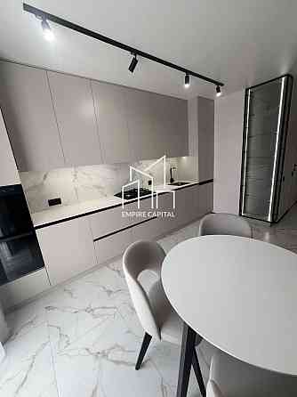 Продаж 2к Квартира 68 кв.м Угорська вул. Львів