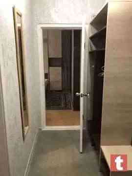 Оренда Квартира 2-кімнатна, 9/10 поверх на Харьковское шоссе Киев