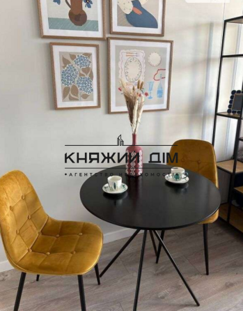 Оренда Квартира 1-кімнатна, 33/33 поверх на Заречная ул. Київ