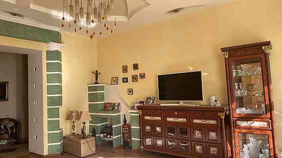 Продам четырехкомнатную квартиру в центре города на Пироговской Одеса