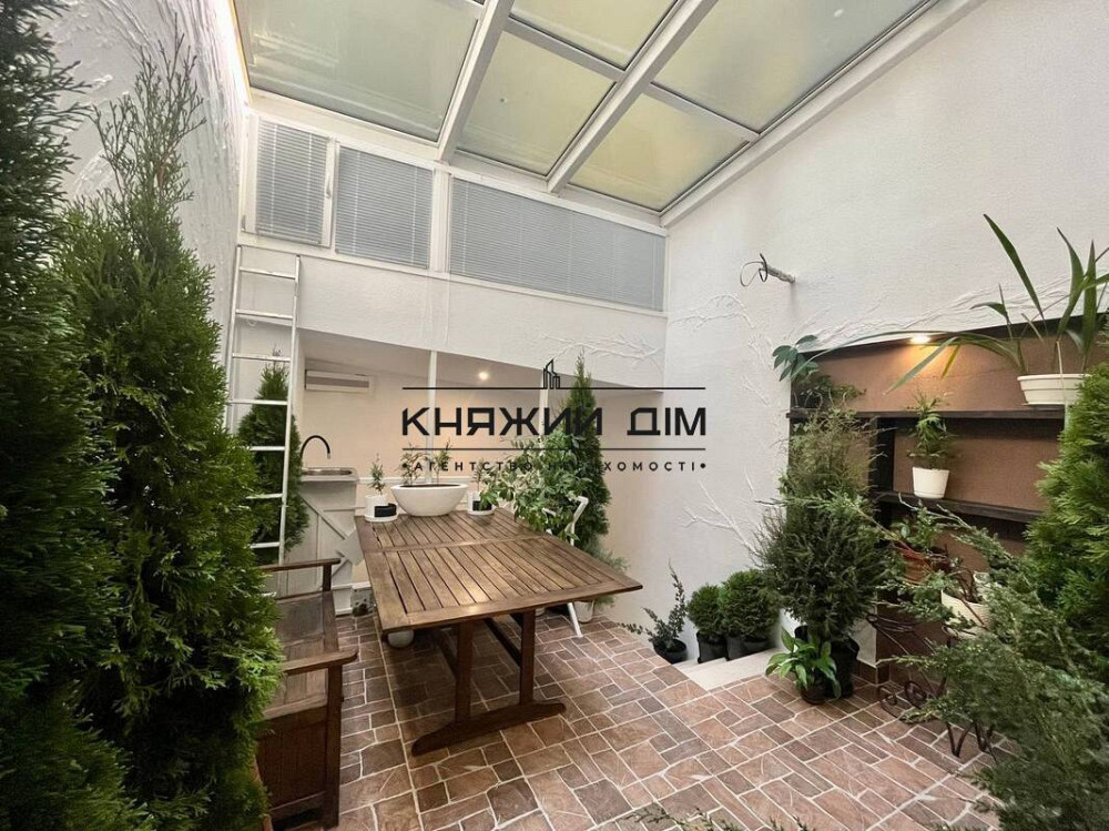 Дворівнева квартира із зимовим садом у серці Подолу. № 21145229 Киев - изображение 4