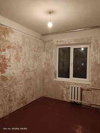 Продаж Квартира 3-кімнатна, 2/5 поверх на Воскресенський вул., д. 24 Kiev