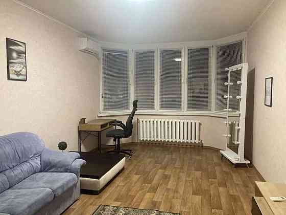 Оренда Квартира 2-кімнатна на ул. Елены Пчилки, 6 Киев