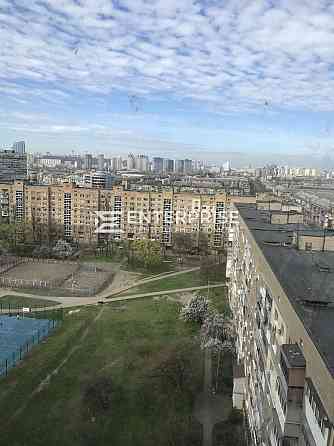 Продаж 1к Квартира 43 кв.м Сосюри Володимира вул. Kiev