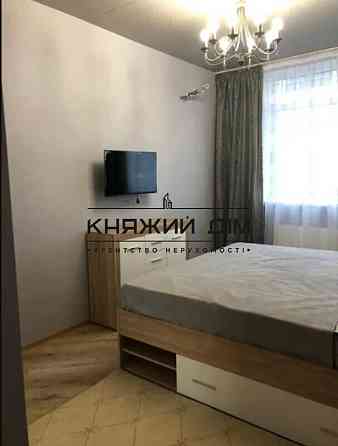 Оренда Квартира 1-кімнатна, 14/15 поверх на Правды просп. Киев