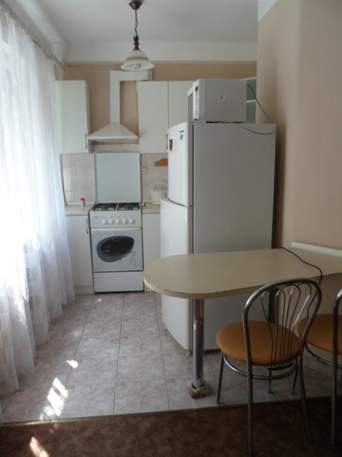 Оренда Квартира 1-кімнатна, 3/5 поверх на Печерский спуск. Київ - фото 2