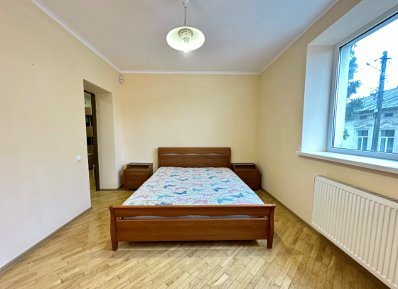 Продаж 3к Квартира 99.1 кв.м Дашевського Івано-Франківськ