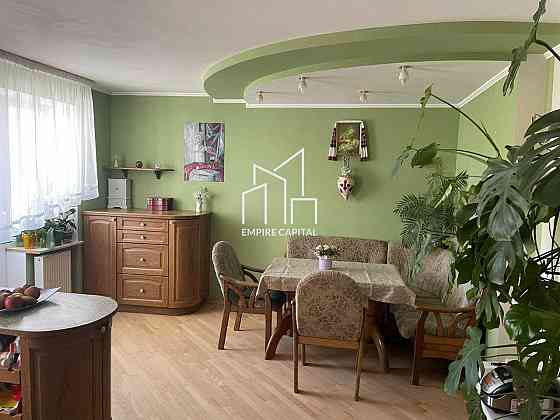 Продаж 3к квартири 132 кв. м Львів