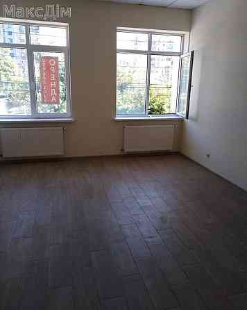 Оренда офісне приміщення на вул. Митрополита Шептицького приміщень - 1, поверх - 2/5 Тернопіль