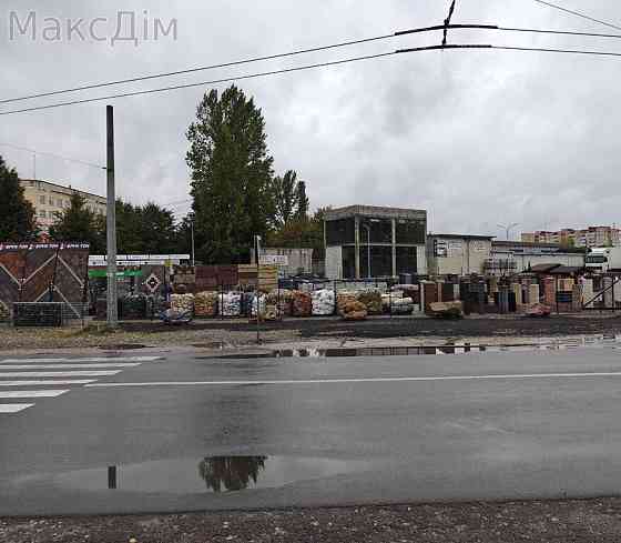 Оренда торгове приміщення на вул. Текстильна приміщень - 2, поверх - 1/2 Ternopil'