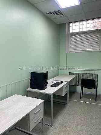 Оренда Будинок 6-кімнатний на Кудрявська вул., 31/33 Киев