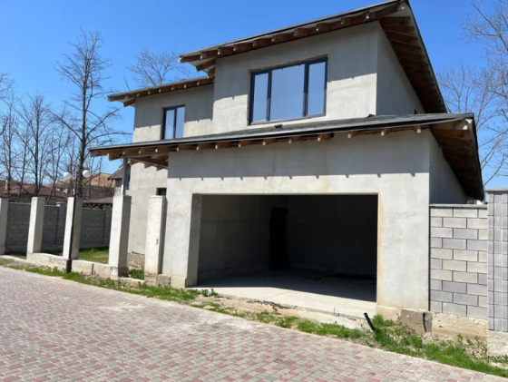 Продам 2-х этажный дом в закрытом комплексе "Тартус" (с.Лески) Ліски (Комінтернівський район)