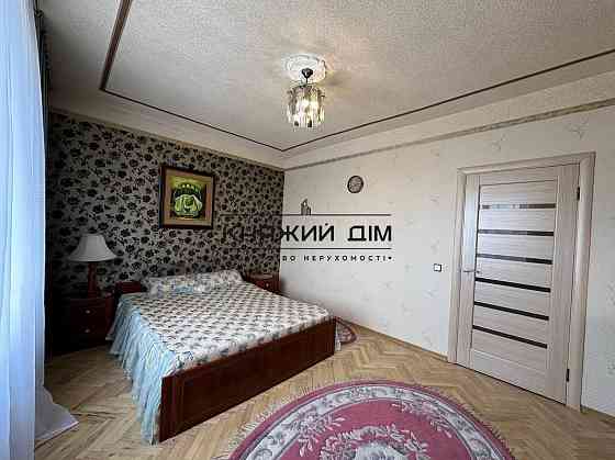 Оренда 3-кім. квартири на Печерську, вул. Алмазова . Код об'єкту: 11201435 Київ