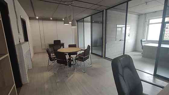 Оренда офісне приміщення на улица Максимовича Михаила (Трутенко Онуфрия), д.24 приміщень - 3, поверх - 9/9 Киев