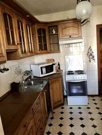 Оренда Квартира 3-кімнатна на Анны Ахматовой ул., 10 Київ