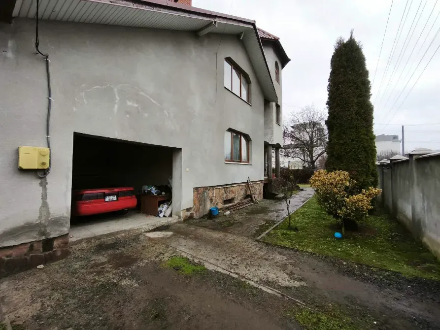 For sale 2-storey House with land 12 ares 293 sq.m 7+ rooms at Володимирська Uzhhorod - photo 4