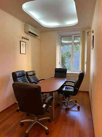 4 кімнатна квартира, Цент, Олімпійська, вул. Ділова, 6, Печерський район Kiev