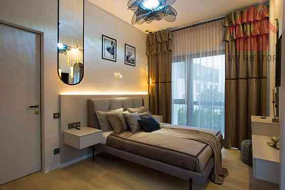 Продаж Квартира 3-кімнатна, 1/3 поверх на Собранецька Ужгород