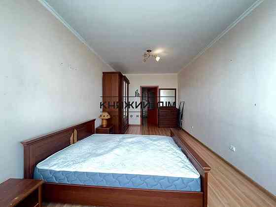 Оренда Квартира 3-кімнатна, 20/25 поверх на Григоренко Петра просп. Київ