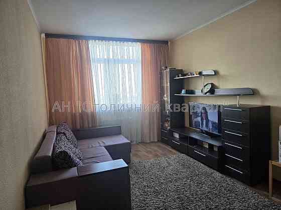 Продаж Гараж/паркомісце на Воскресенська вул., 14Б 9/25 поверх Київ