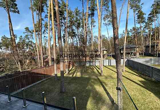 Продається розкішний двоповерховий котедж у престижному котеджному містечку Лісові Плюти 