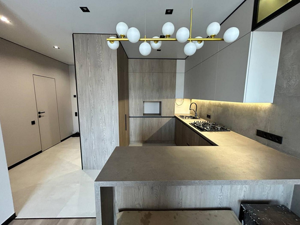 Продаж 1к Квартира 46 кв.м Роксоляни вул. Львів - фото 1