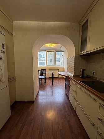 Продаж Квартира 1-кімнатна, 3/6 поверх на Лук'янівська вул., д. 63 Kiev