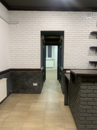 Продаж Приміщення вільного призначення площа 95 кв.м  на Новаківського 1 Львів