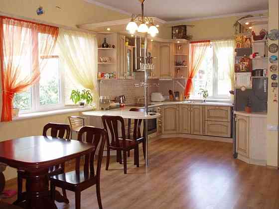 Продаж Квартира 1-кімнатна, 1/4 поверх на Радужная, 14 Київ