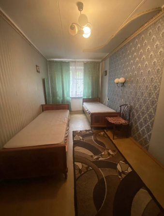 Продам двухкомнатную квартиру на Щорса. Odessa