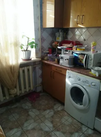 Здам для 1-ї дівчини, або молодої жінки, що працює, окрему кімнату з господинею вул. М'ясоїдівська Одеса