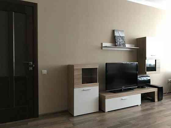 Оренда Квартира 2-кімнатна, 4/24 поверх на ул. Анны Ахматовой Київ