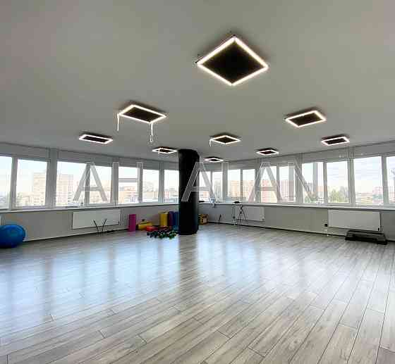 Оренда офісне приміщення на Ушинського вул., 40 поверх - 9/14 Kiev