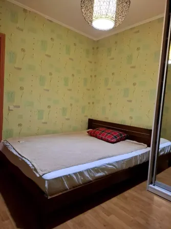 Оренда Квартира 2-кімнатна, 3/16 поверх на Михайла Гришка, 8а Киев