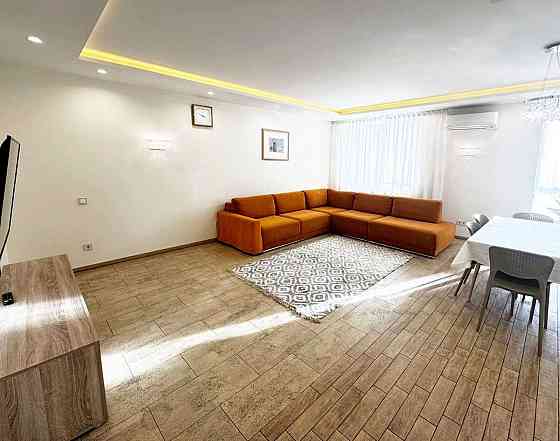 Продаж Квартира 5-кімнатна, 9/12 поверх на Владимирская ул., 1 Днепр