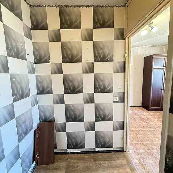 Продаж Квартира 1-кімнатна, 1/5 поверх на Металургів вул., 32 Кропивницький