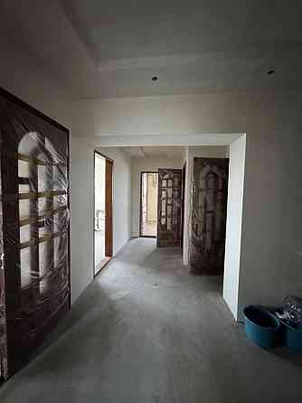 Продаж Квартира 3-кімнатна, 6/7 поверх на Пилипа Орлика Ivano-Frankivs'k