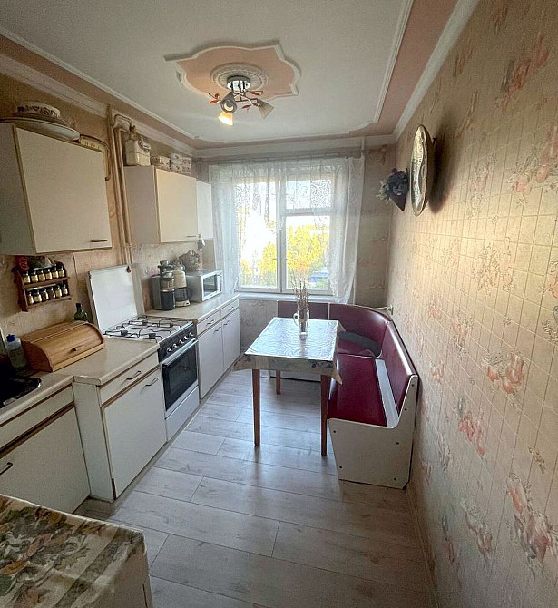 Продаж Квартира 3-кімнатна, 8/9 поверх на Героев пр., 9 Dnipro - photo 1