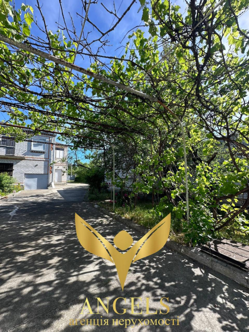 For sale 3-storey House with land 10 ares 332 sq.m 7+ rooms  Kirovohrad - photo 2