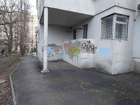 Продаж Квартира 1-кімнатна на ул. Ильфа и Петрова, 39 Одеса