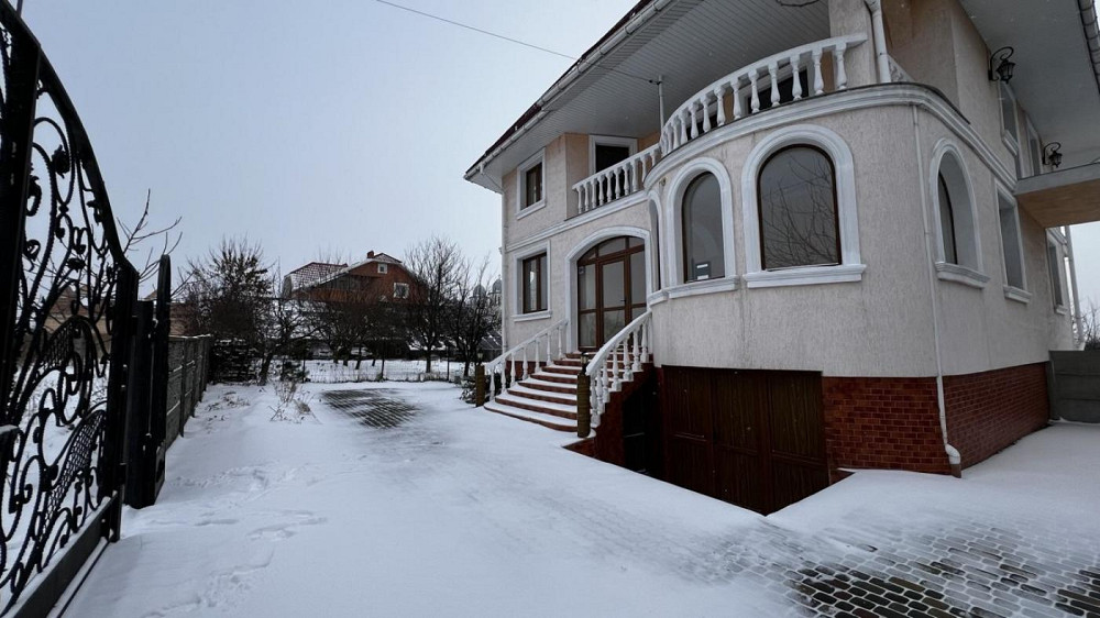 Оренда 3-поверховий Будинок з ділянкою 2 сот 280 кв.м 6 кімн. на Барвінського вул.  - фото 3