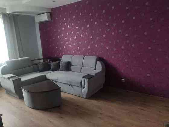 Оренда Квартира 2-кімнатна, 7/23 поверх на ул. Юрия Шумского Kiev